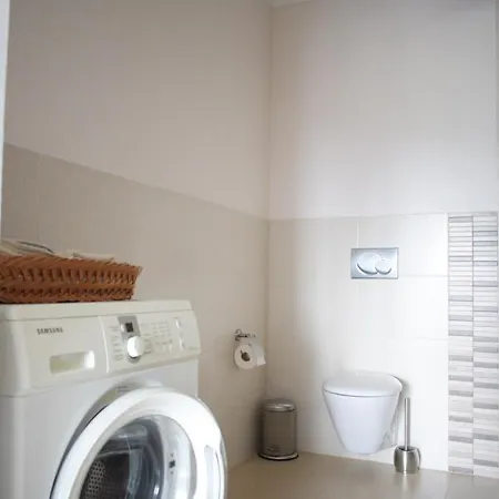 Estudio-gambelas Apartment