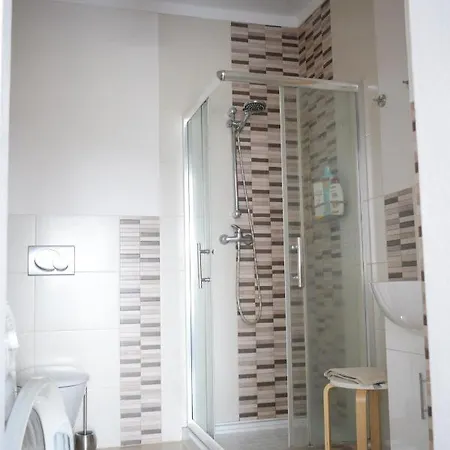 Estúdio-gambelas * Distrito de Faro